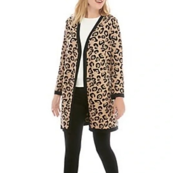 Leopard Jacquard Duster Cardigan - Picture 3 of 3